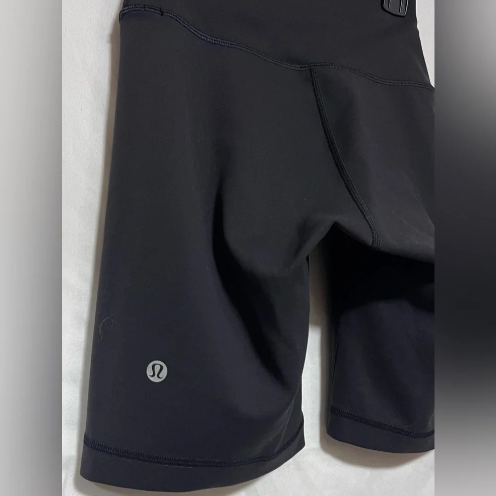 Lululemon Wunder Train Contour Fit High-Rise Shorts Run Yoga Gym Activewear